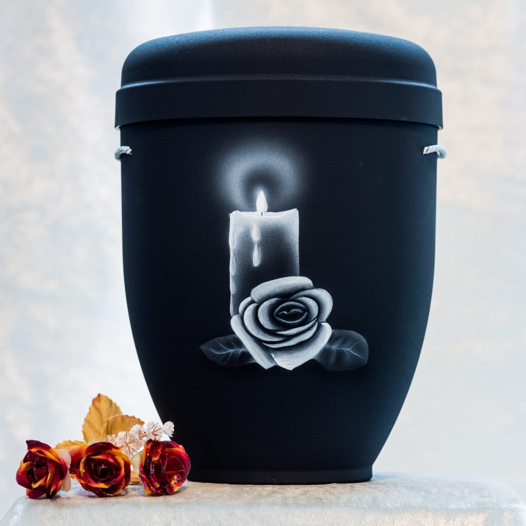 Bio Urne grau mit Kerze und Rose